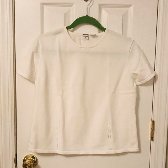 Real Clothes SFA. White sweater knit crop tee shirt from Real Clothes SFA - Picture 6 of 6